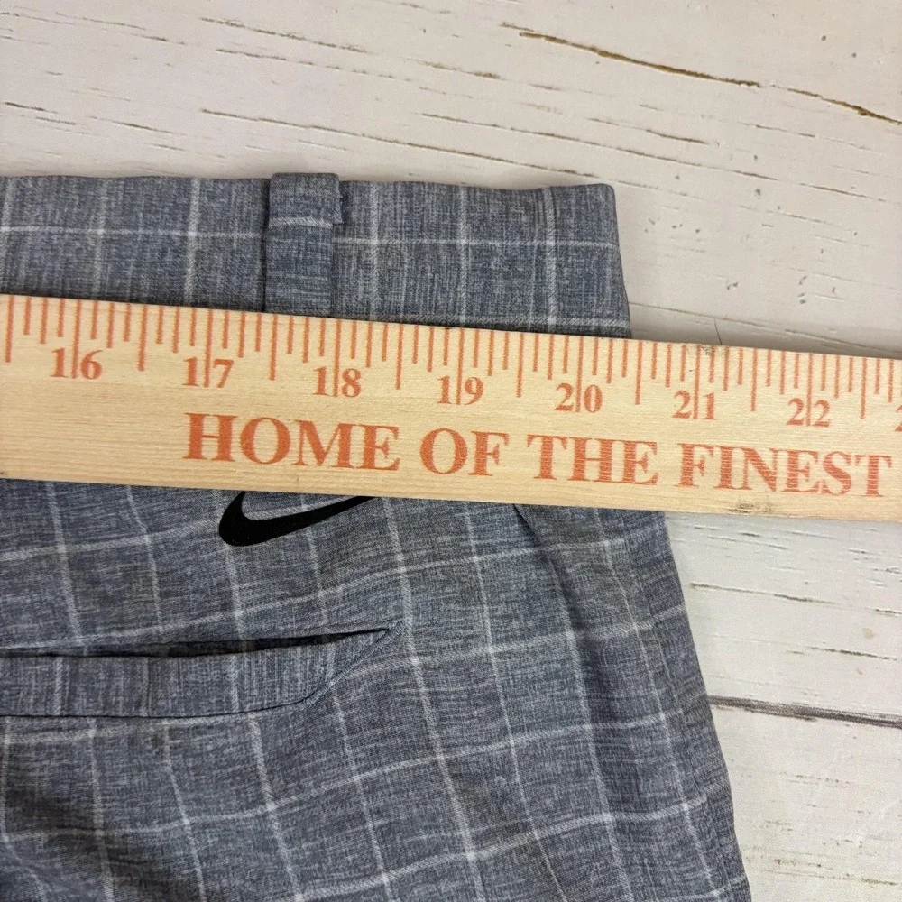 Nike Golf Chino Shorts Mens 40 Gray Plaid Tour Performance Dri-FIT 11in Inseam